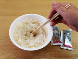 残った麺スープ固めてポン_紀陽除虫菊23_カップちゃんぽん大
