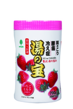 N-0064_湯の宝_いちごミルクの香り（丸ボトル）700g_紀陽除虫菊