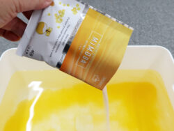 N-8964_香り魅せられて_ミモザ_紀陽除虫菊04