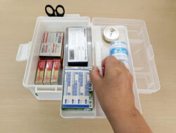 KM-499_救急箱_KOKUBO小久保工業所11